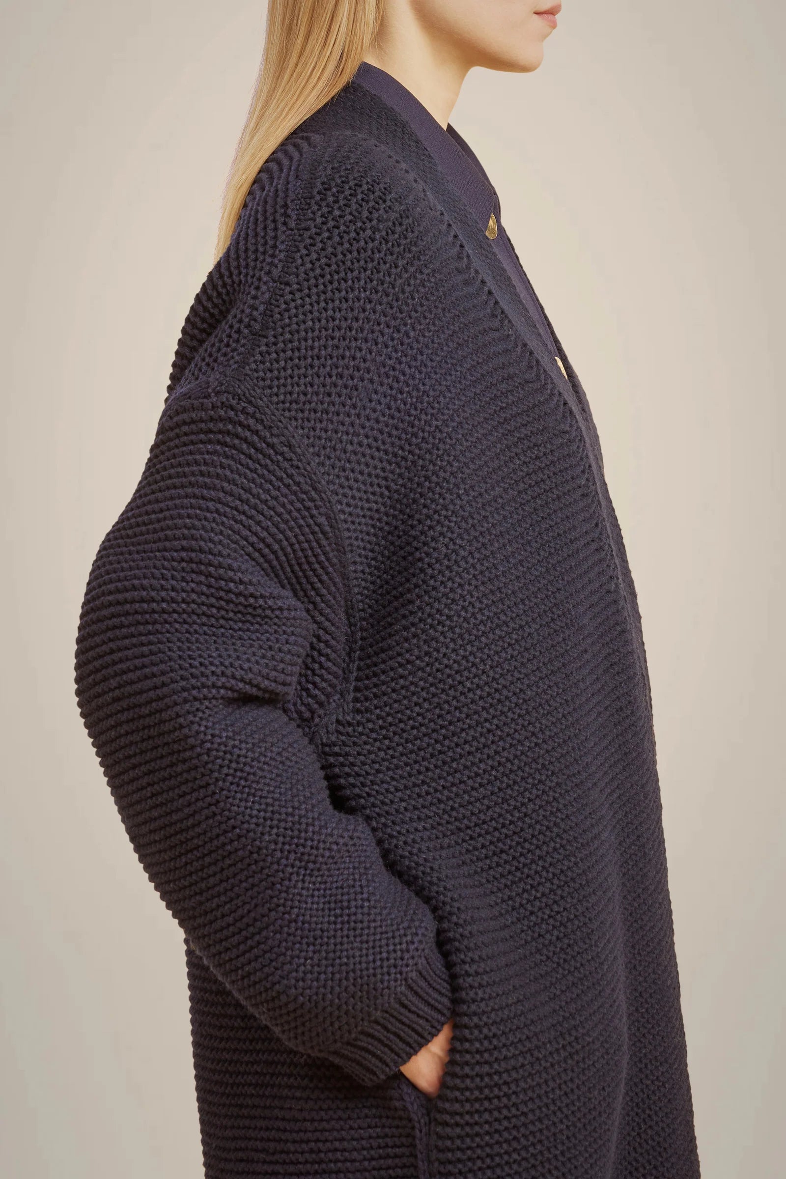 Cardigan in cashmere riciclato