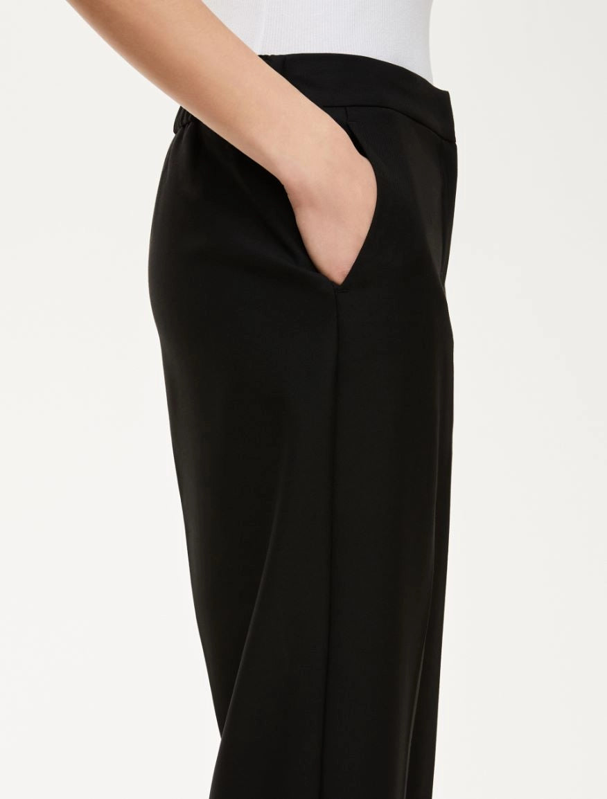 PANTALONE SEMIADERENTE