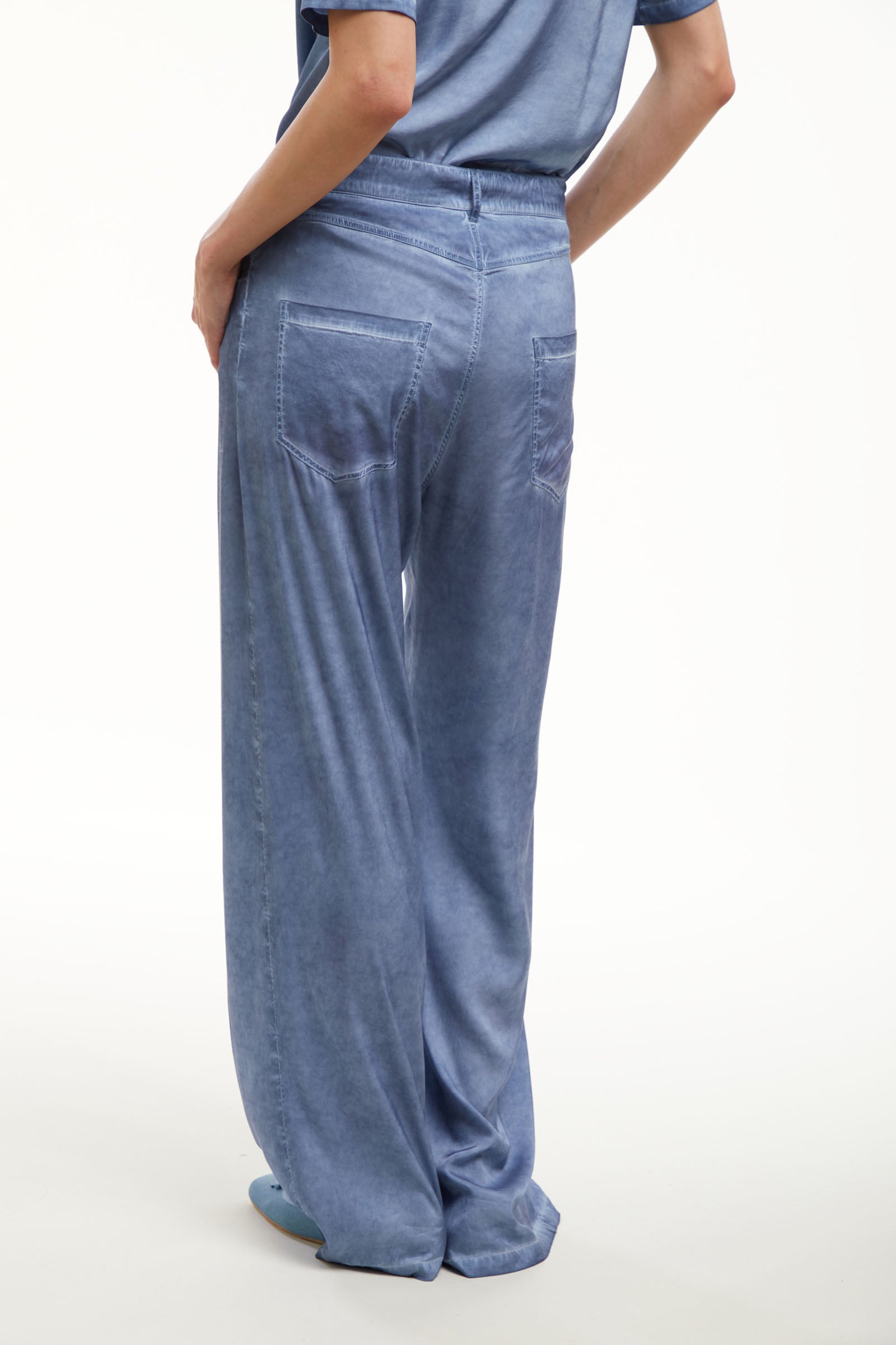 PANTALONE EFFETTO JEANS IN SETA