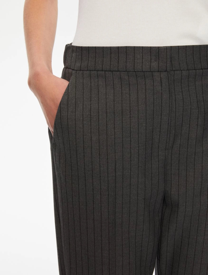 PANTALONE SEMIADERENTE
